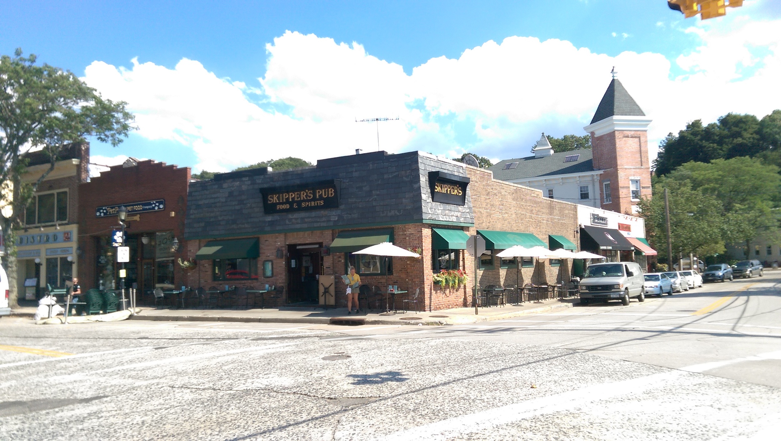 The owners of Skipper’s Pub in Northport want a judge to set aside the denial of their application for rooftop dining.
