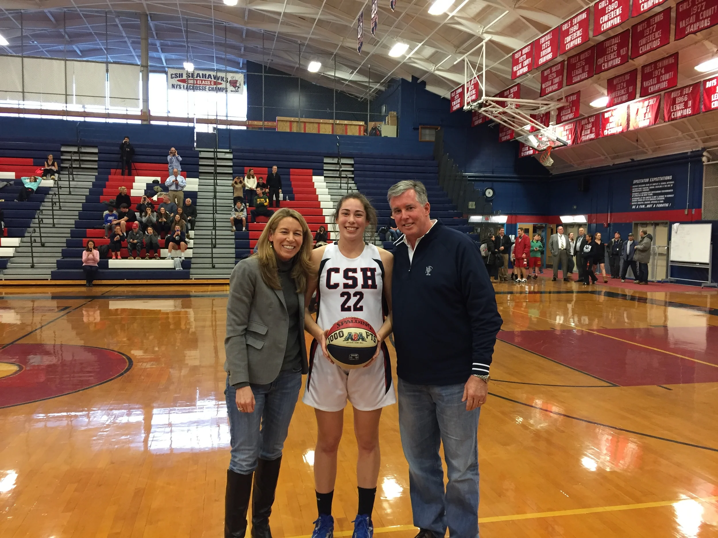 Caroline Kiernan Scores 1,000 Point In Seahawks’ Win