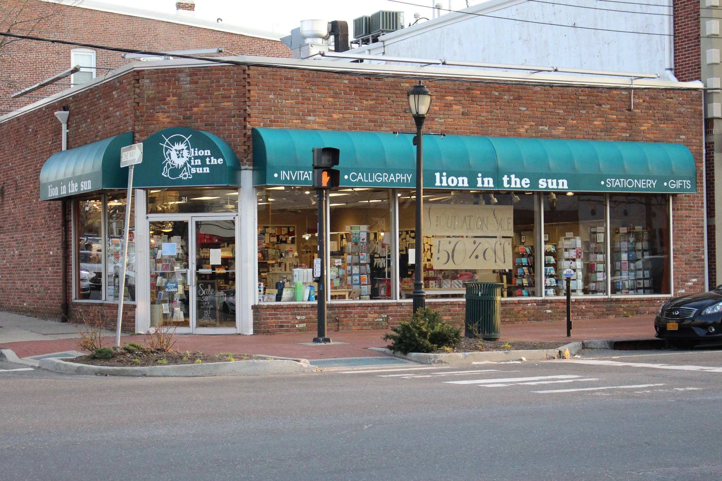 Main Street Store To Close After Decades