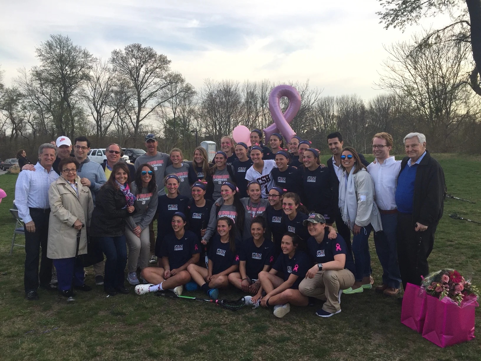 Seahawks Honor Memory Of Longtime Supporter