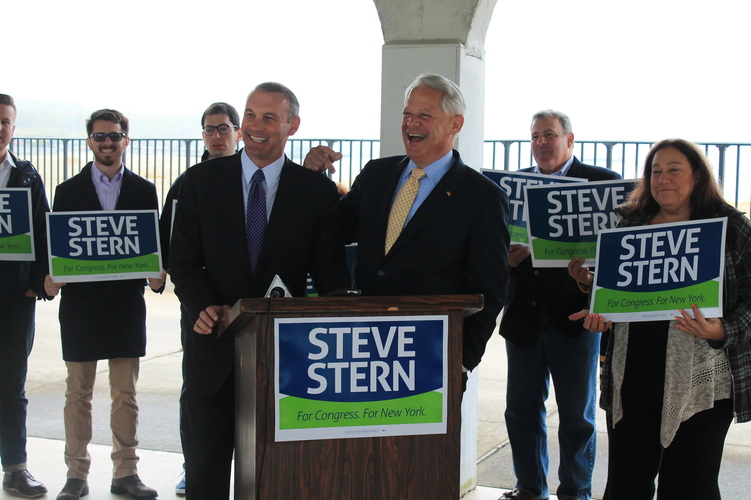 Israel Backs Stern For Congress