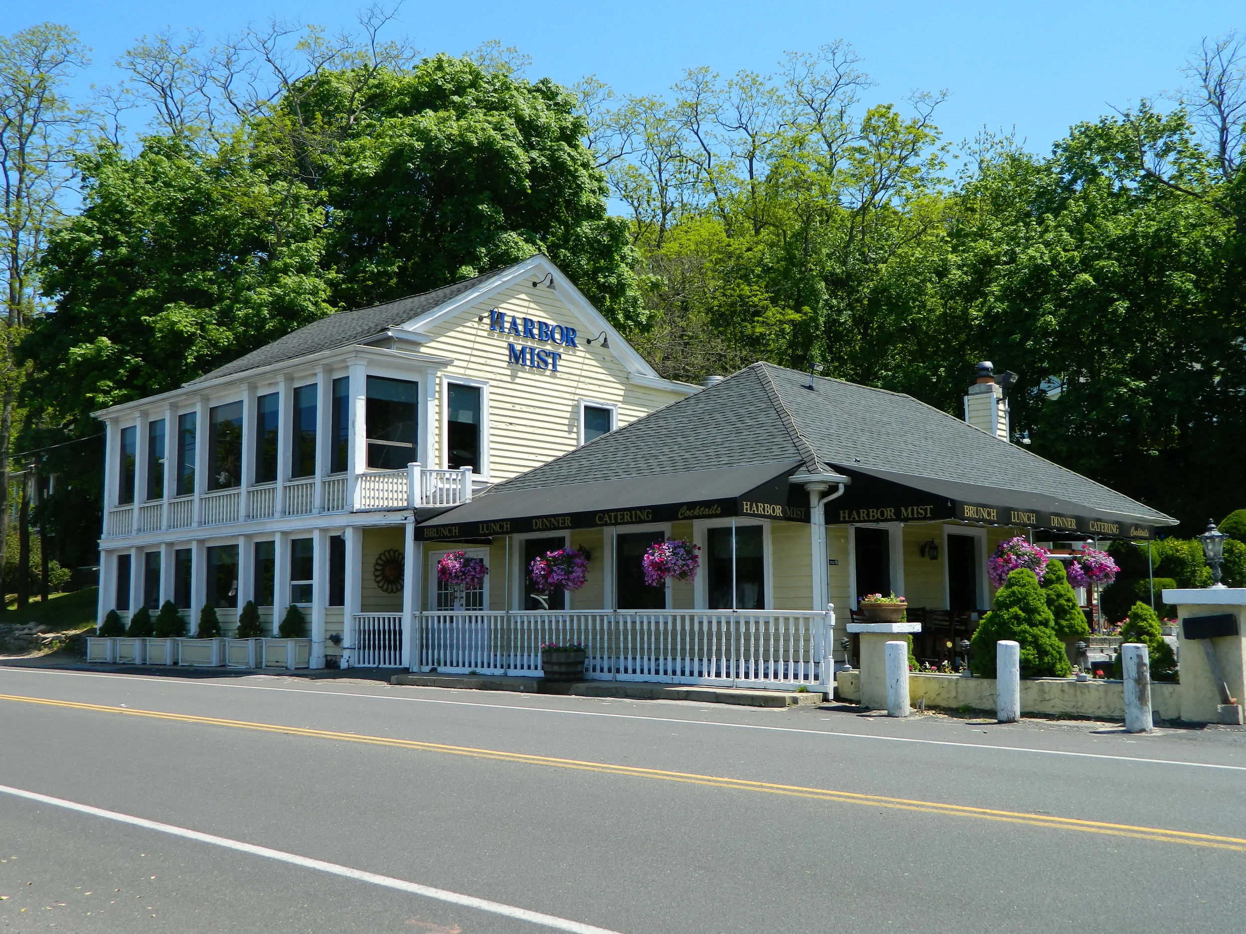 Harbor Mist restaurant at 105 Harbor Road in Cold Spring Harbor offers wondrous waterfront views to go alongside it new-American cuisine.