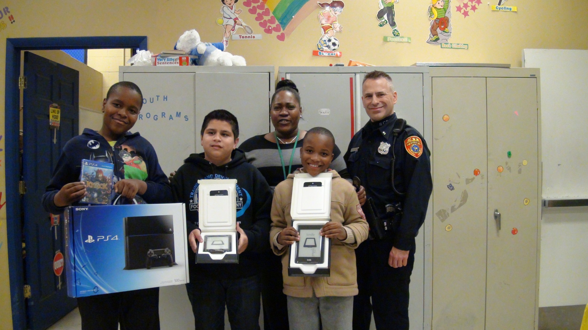 Cop Touts Kindles For Kids Campaign