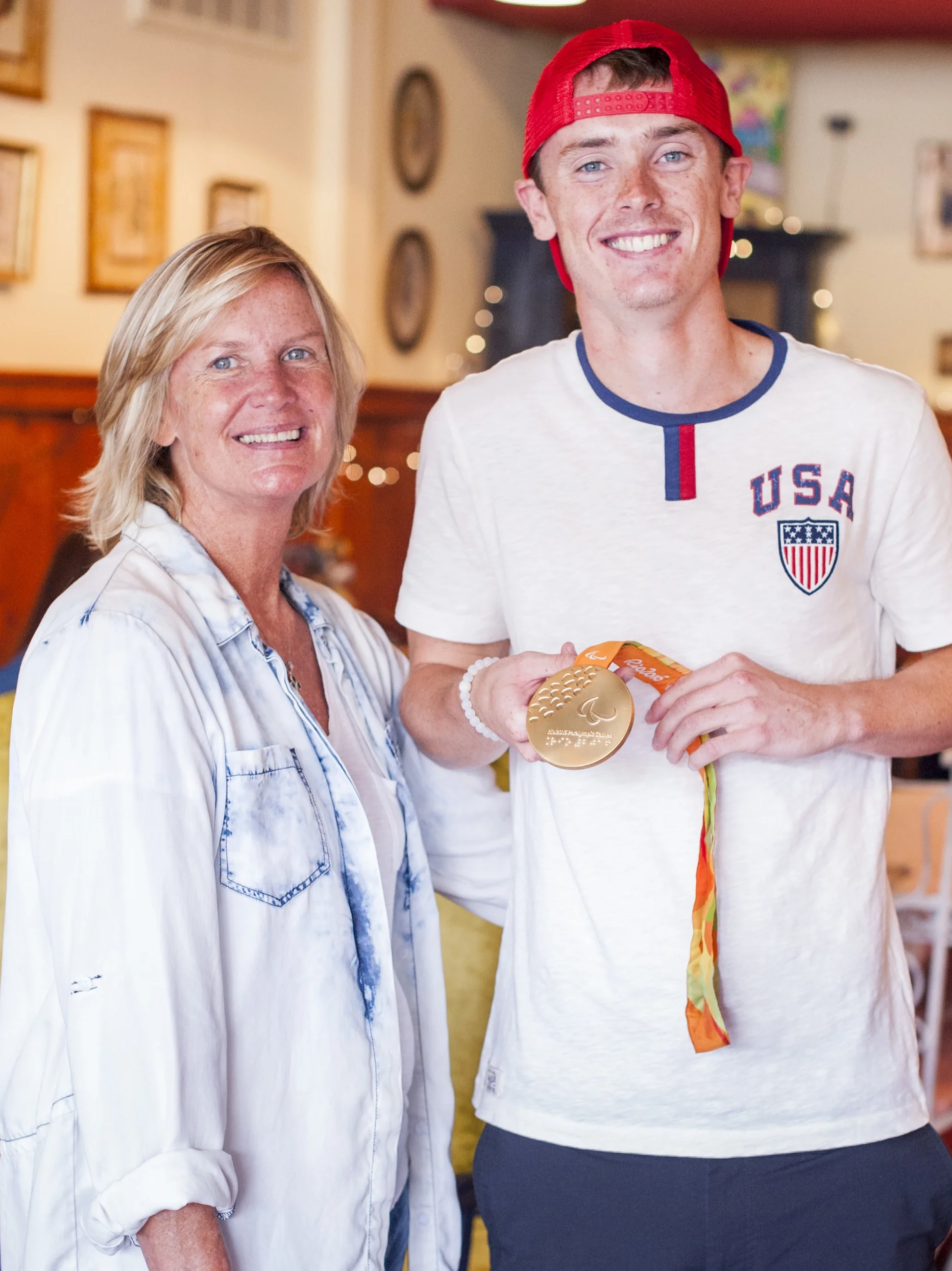 Paralympic Gold Medal Winner Welcomed Home