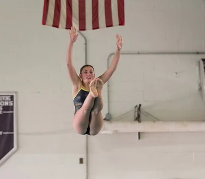 Arceri Preps for State Diving Championships