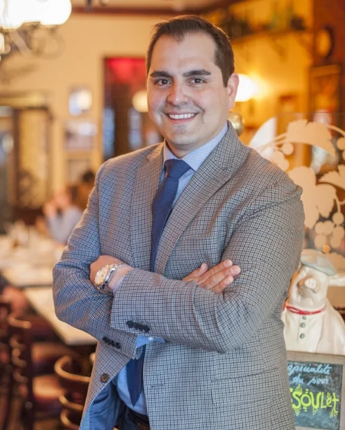 Bistro Cassis Brings Parisian Delights To Huntington