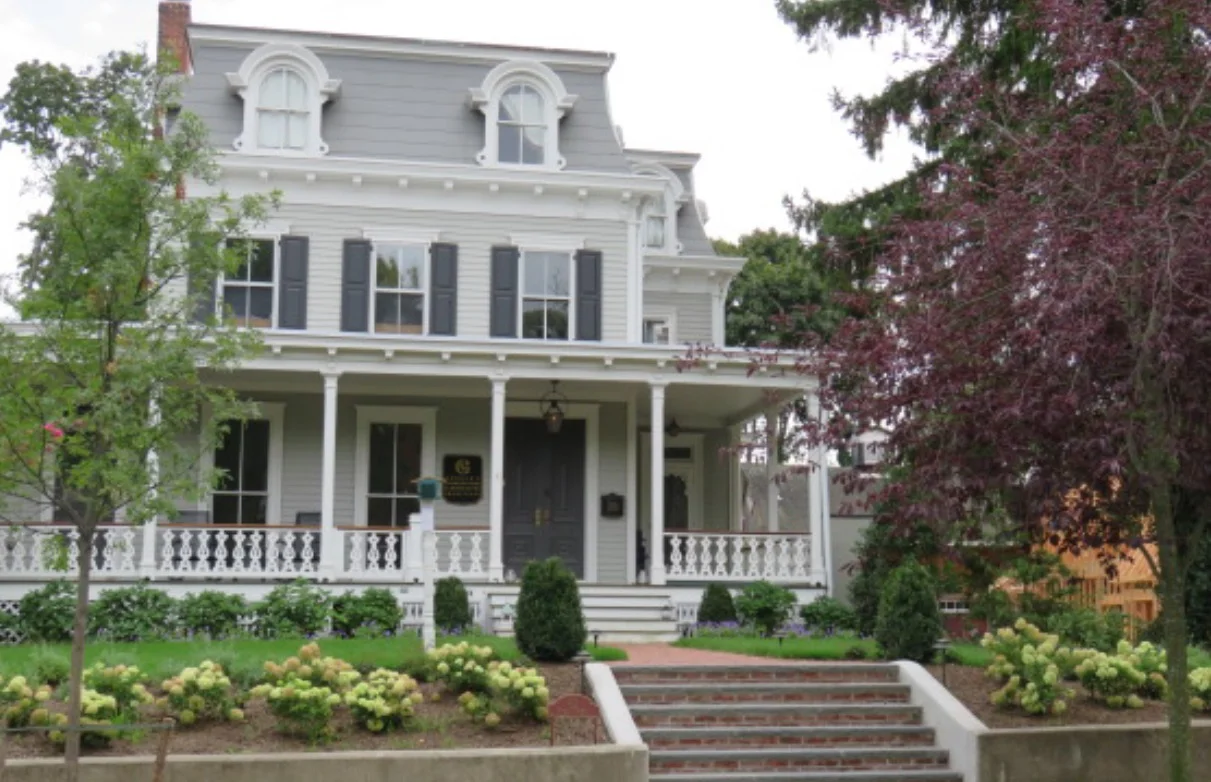  Professional Office Giambertone Architects 62 Elm. St., Huntington Susan and Andrew Giambertone 