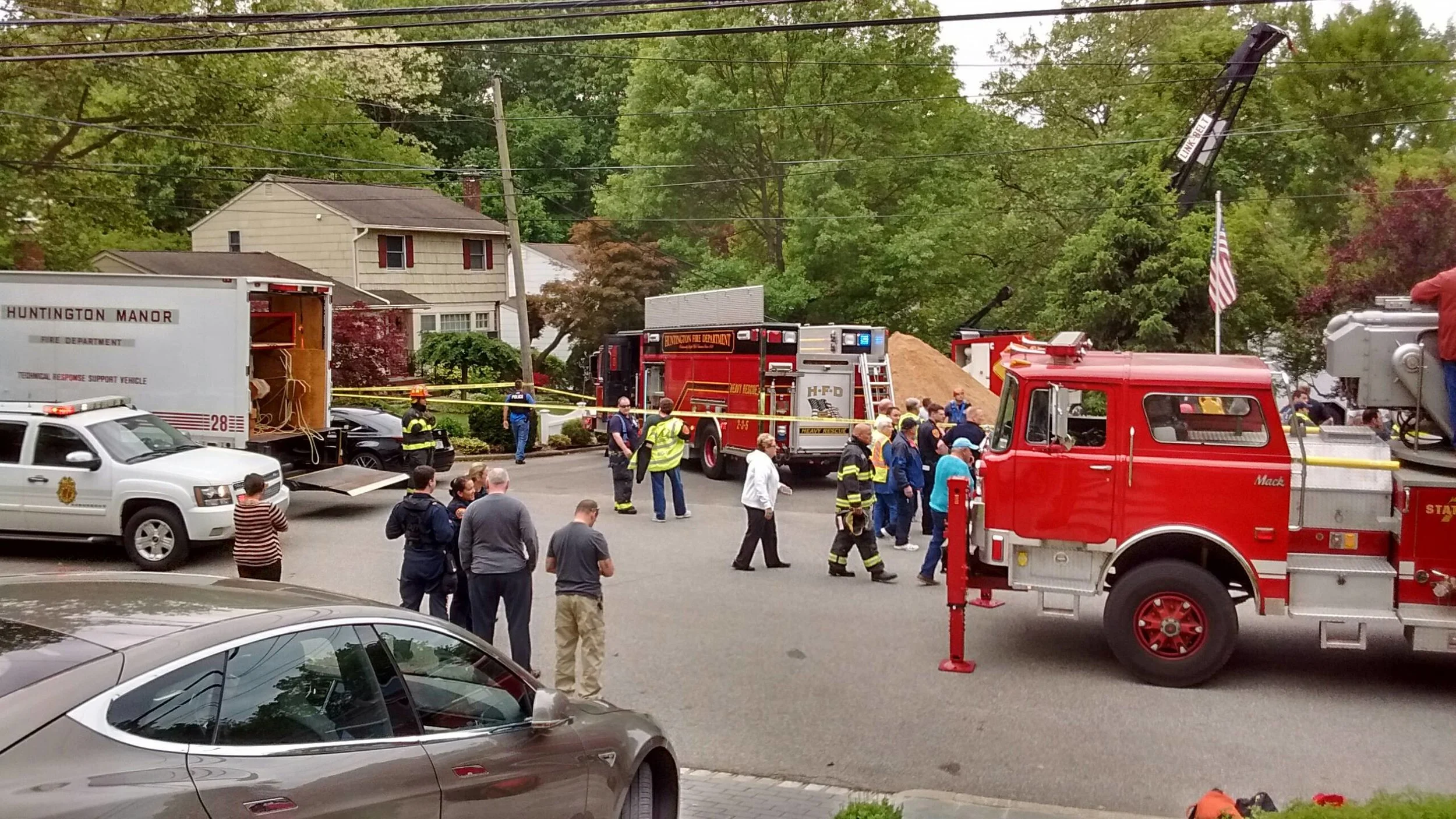 Police Identify Man Killed In Cesspool Collapse 