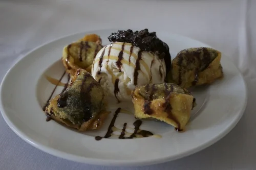  Brownie Wontons ($8) are a must try for chocolate lovers. The crunchy wonton is stuffed with a chocolate brownie and served with vanilla ice cream. 