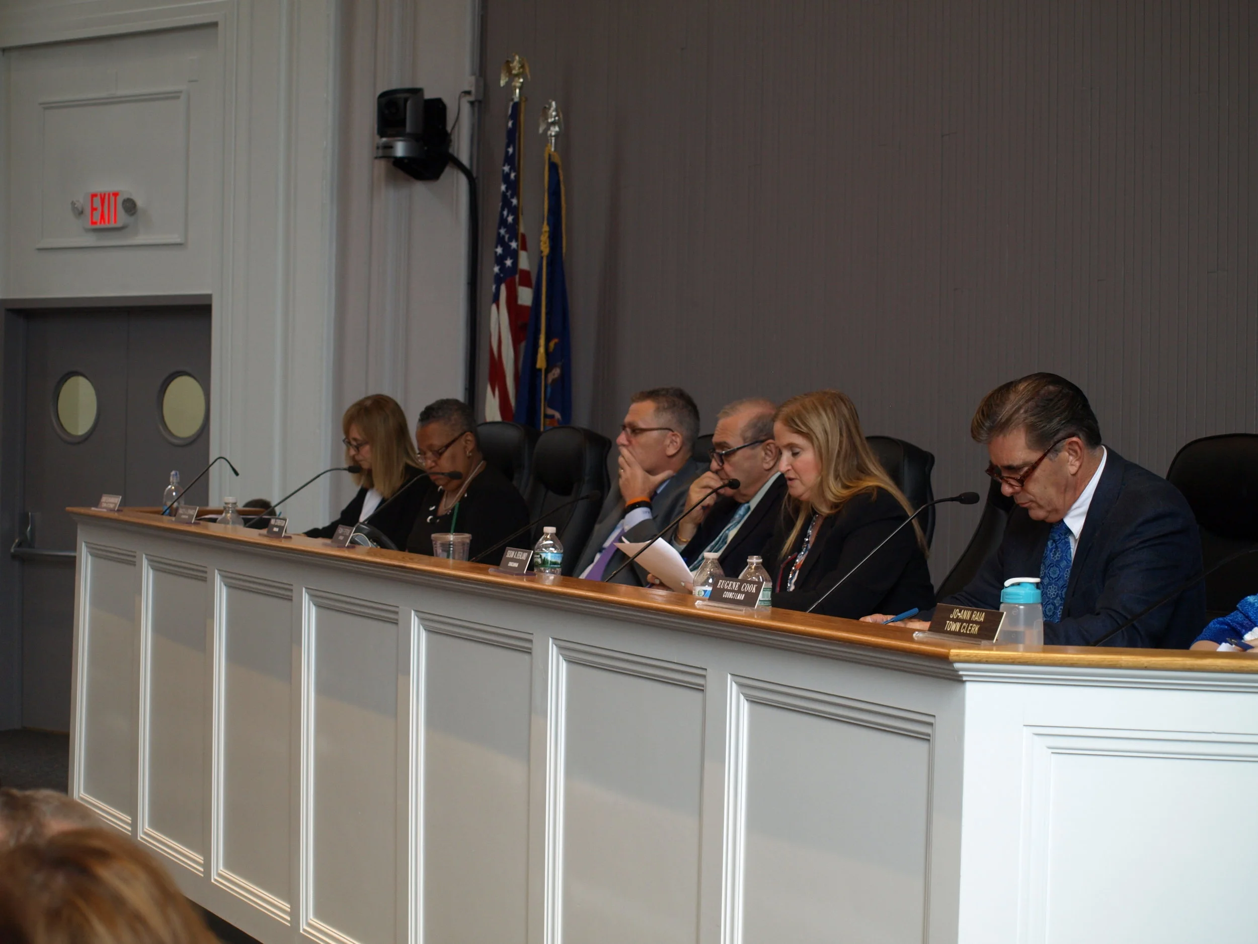Huntington Town Board Denies Term Limit Hearing