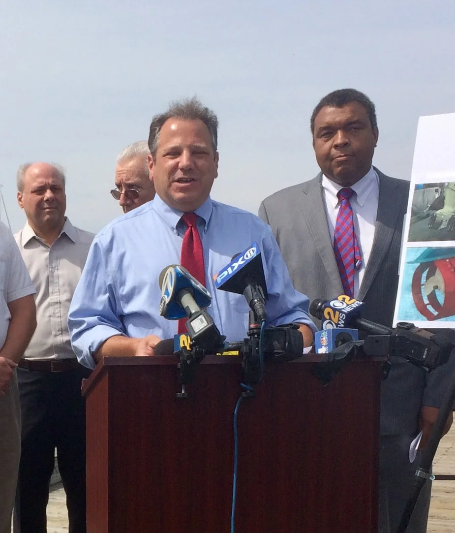 After Tragedy, Pols Propose Propeller Safety Bill
