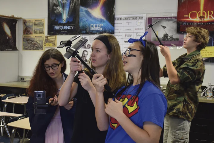 Students at Elwood-John H. Glenn High School were taken through lesson plans using the new Augmented Reality program from Google Expeditions. Photo Courtesy of Elwood School District