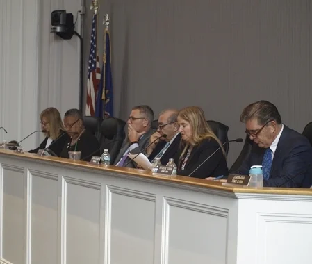 Huntington Town Board Reconsidering Term Limits Proposal