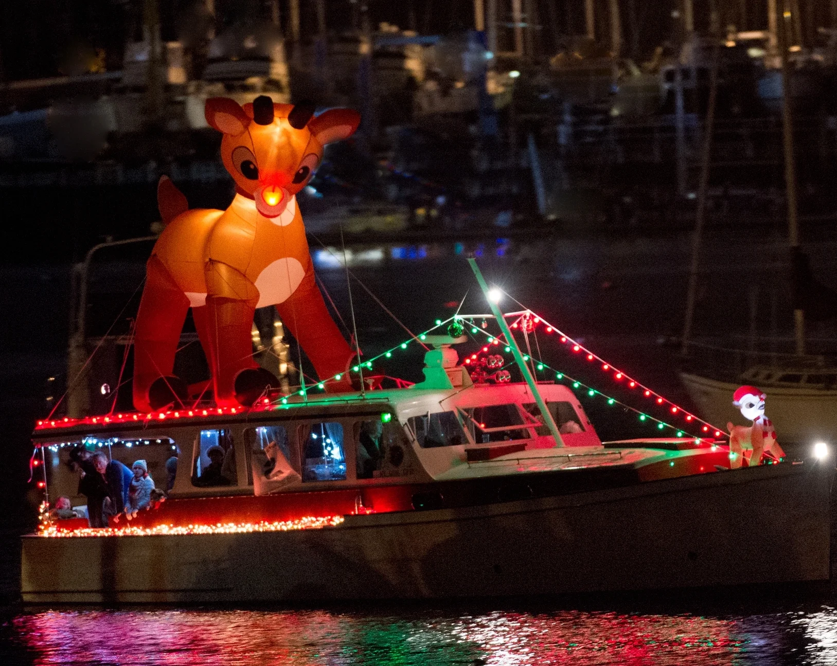 Huntington Lighthouse Boat Parade Returns This Holiday Season