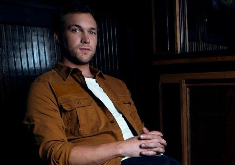Acoustic Folk Rock From Phillip Phillips