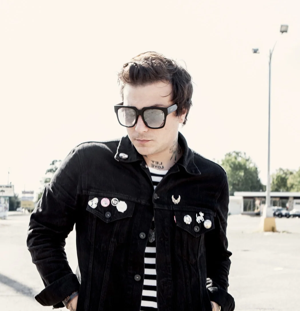 Frank Iero Kicks Off Night Of Punk Rock