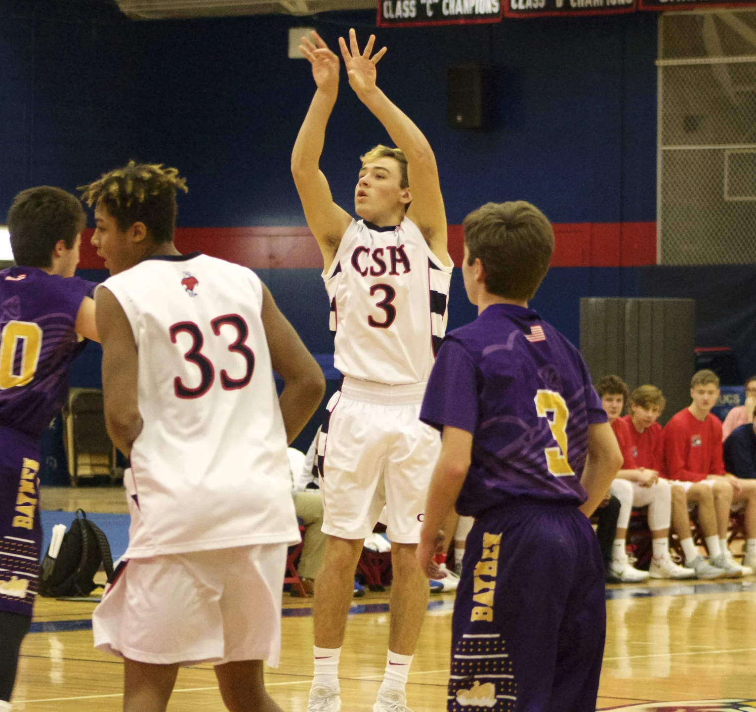 Seahawks Fly Past Baymen