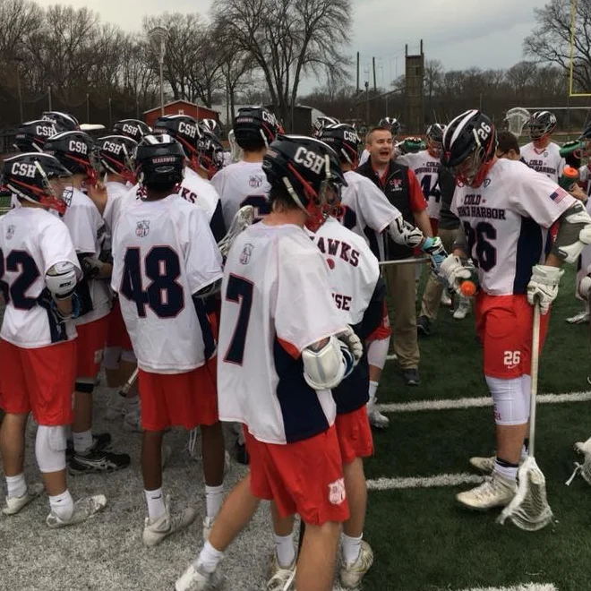 Seahawks Soar Past Mineola, To Semifinals