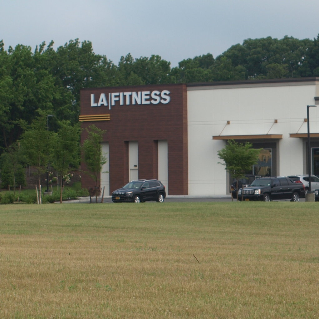 Starbucks Eying Jericho Turnpike Plot For New Store