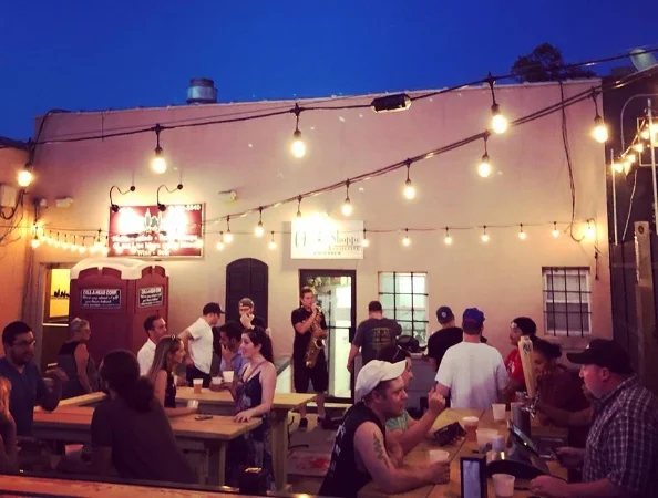 NY Panini is Huntington’s newest outdoor dining spot following the opening of its dining patio earlier this month.