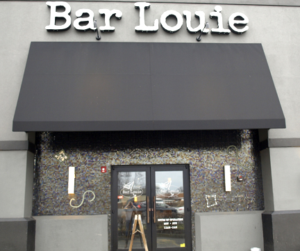  Friendly, modern and hip, Bar Louie wants to be your neighborhood hangout. 