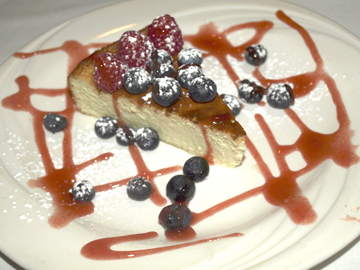  I The presentation may be red, white and blue, but it’s 100-percent Italian cheesecake. 