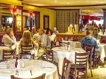 Jonathan’s Ristorante in Huntington village is offering a menu of dinner specials in celebration of Easter on April 21.