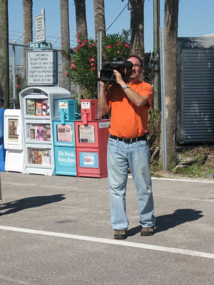 With over 25 years of experience and numerous screen credits, Joe Livolsi, below, founded Crab Meadow Films in 2006 to concentrate on the lighting aspects of film production.