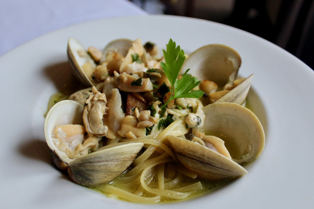  Linguine and Clams, made with fresh Little Neck clams. 