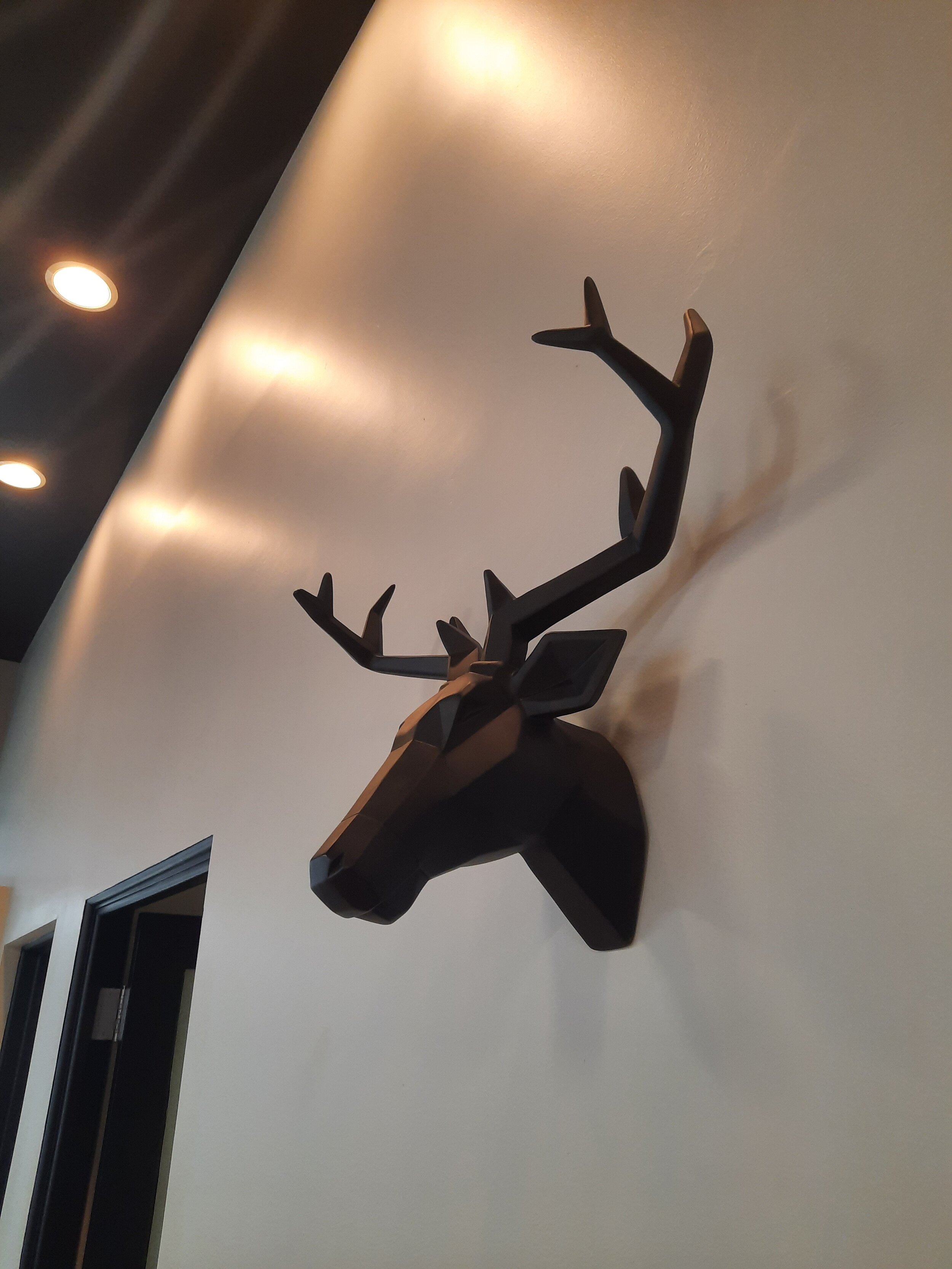 Glenn, Office Deer