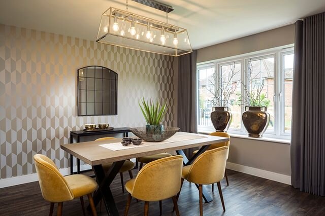 Working with @lindenhomesuk on another of their show properties. Simple composition and subtle lighting enhancements curtesy of @elinchrom_ltd
.
.
.
#photographyislife #photography #professionalphotographer #showhome #interior #interiorphotography #g