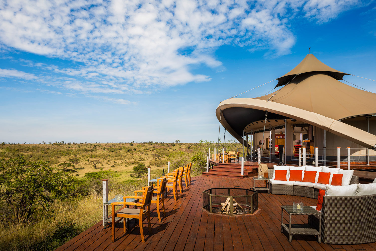 sun-terrace-in-kenya-masaai-mara-mahali