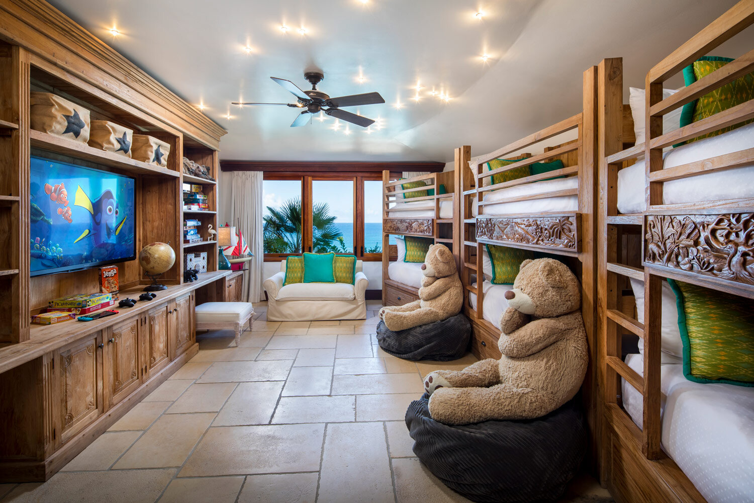 great-house-bunk-room-on-necker