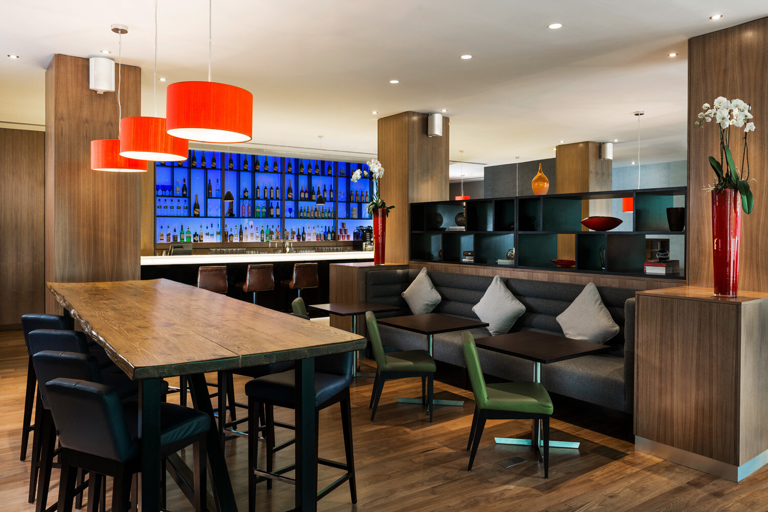 park-inn-heathrow-bar-restaurant