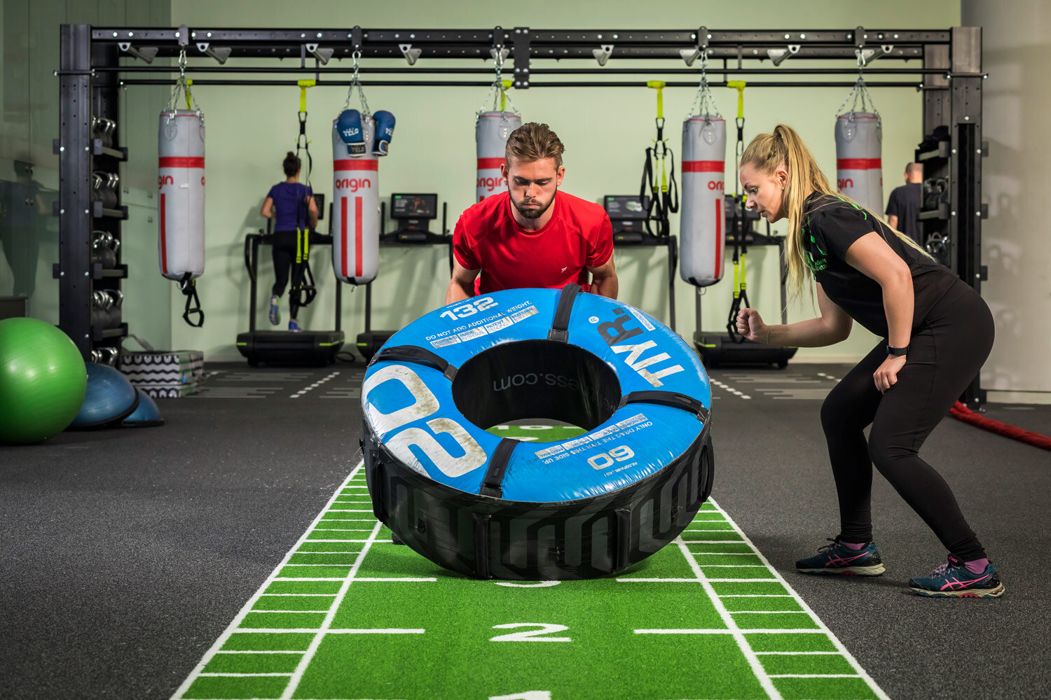 tyre-flip-in-nuffield-health-gym-by-visualeye
