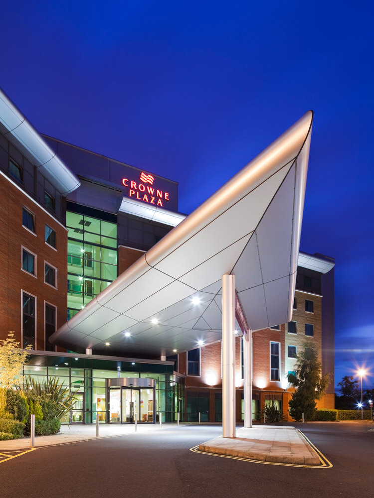 crowne-plaza-birmingham-exterior-by-visualeye