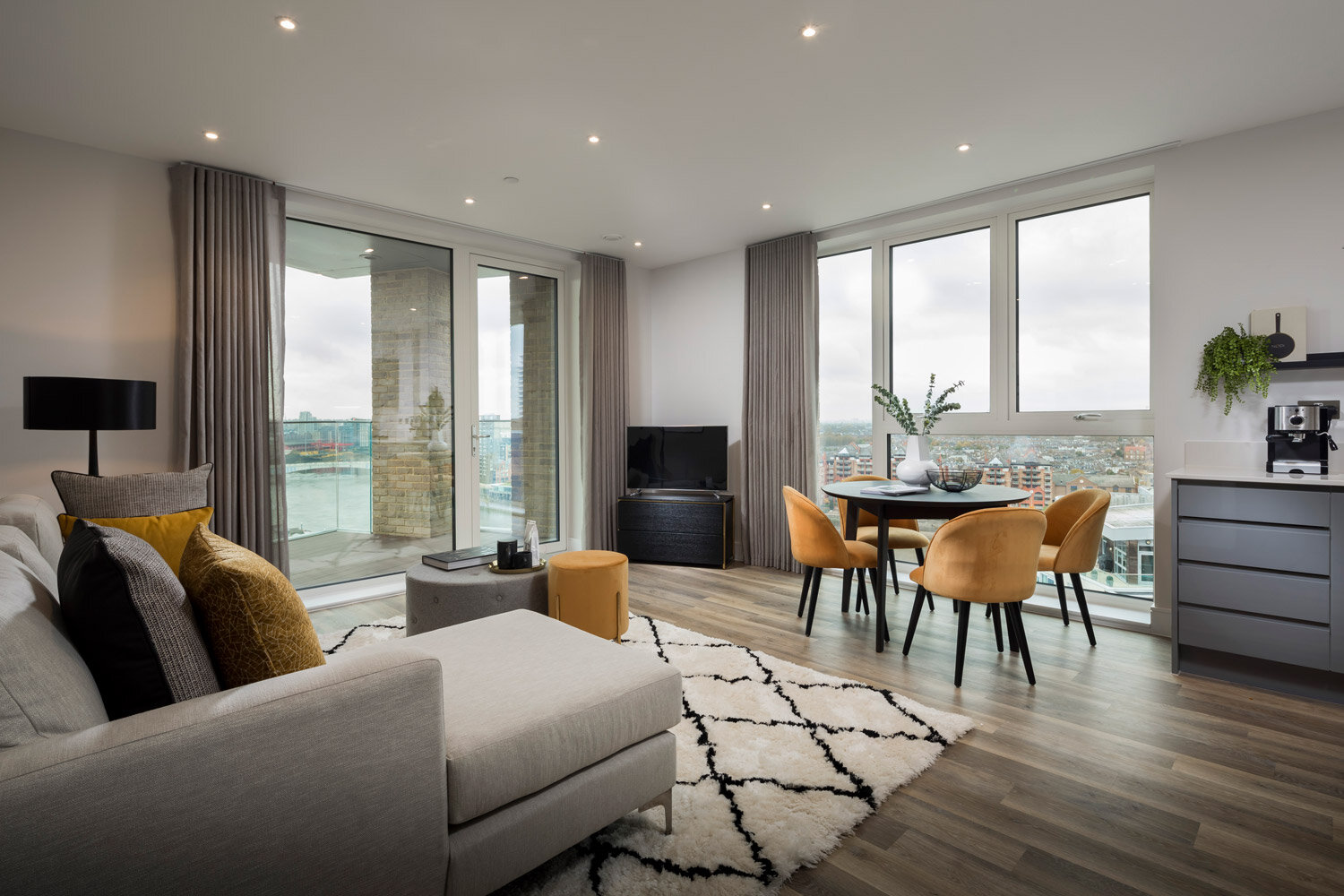 viewpoint-at-linden-living-space-luxury-apartment