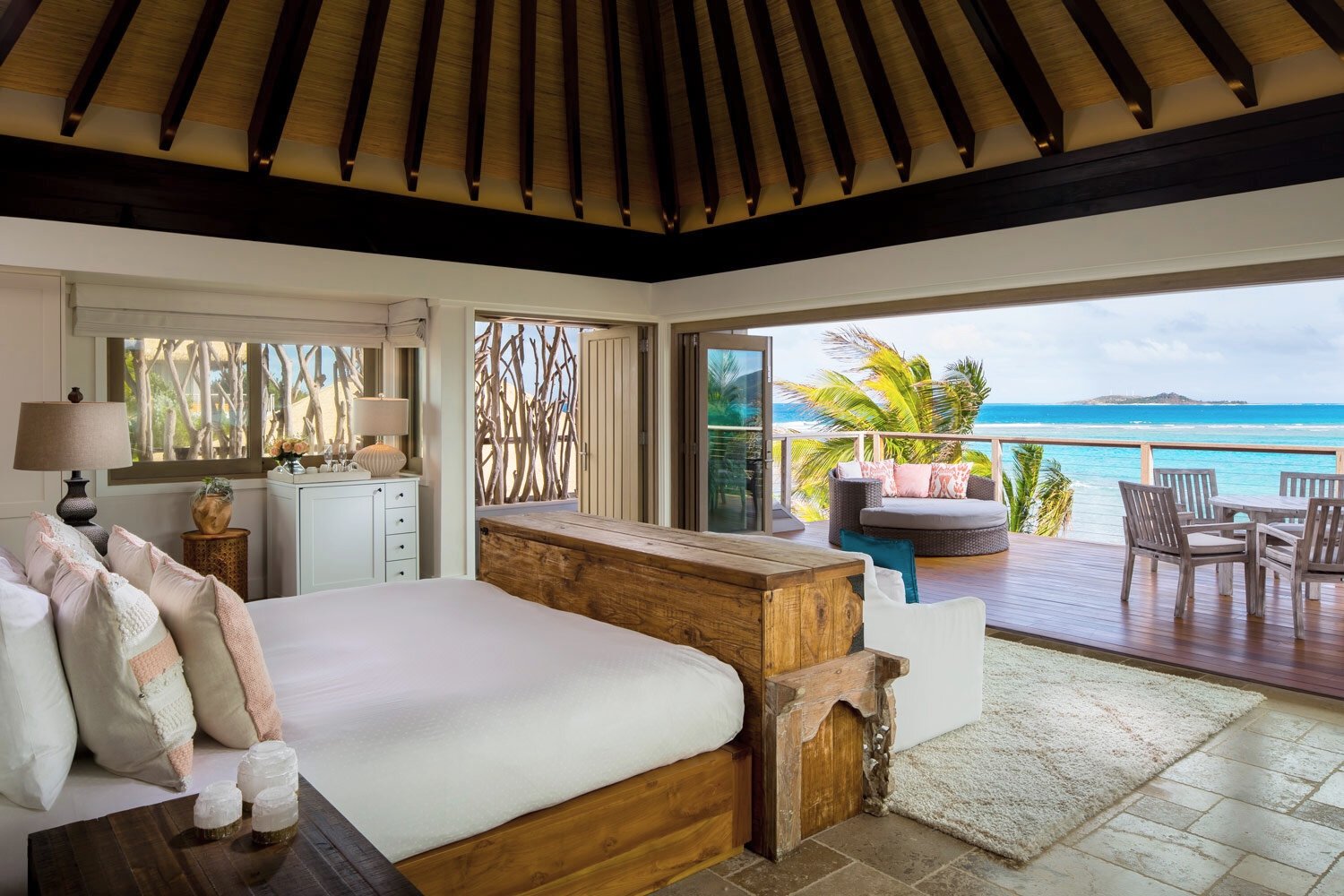 luxury-bedroom-photography-with-caribbean-sea-view