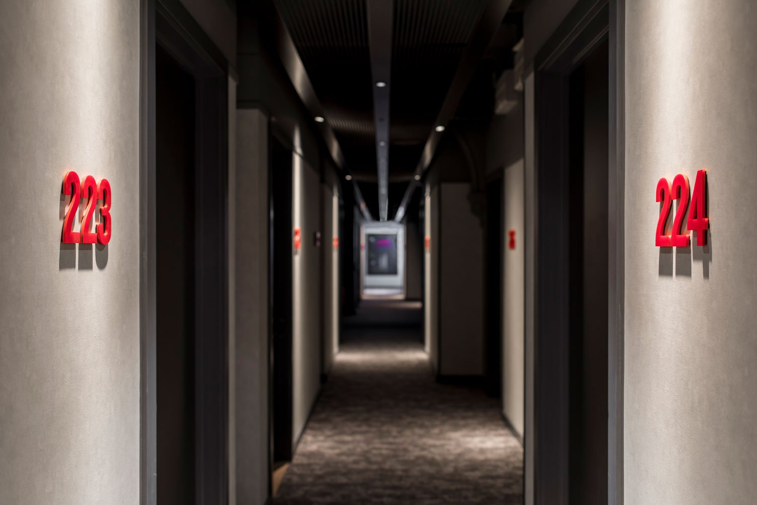 hotel-corridor-lime-street-liverpool.jpg