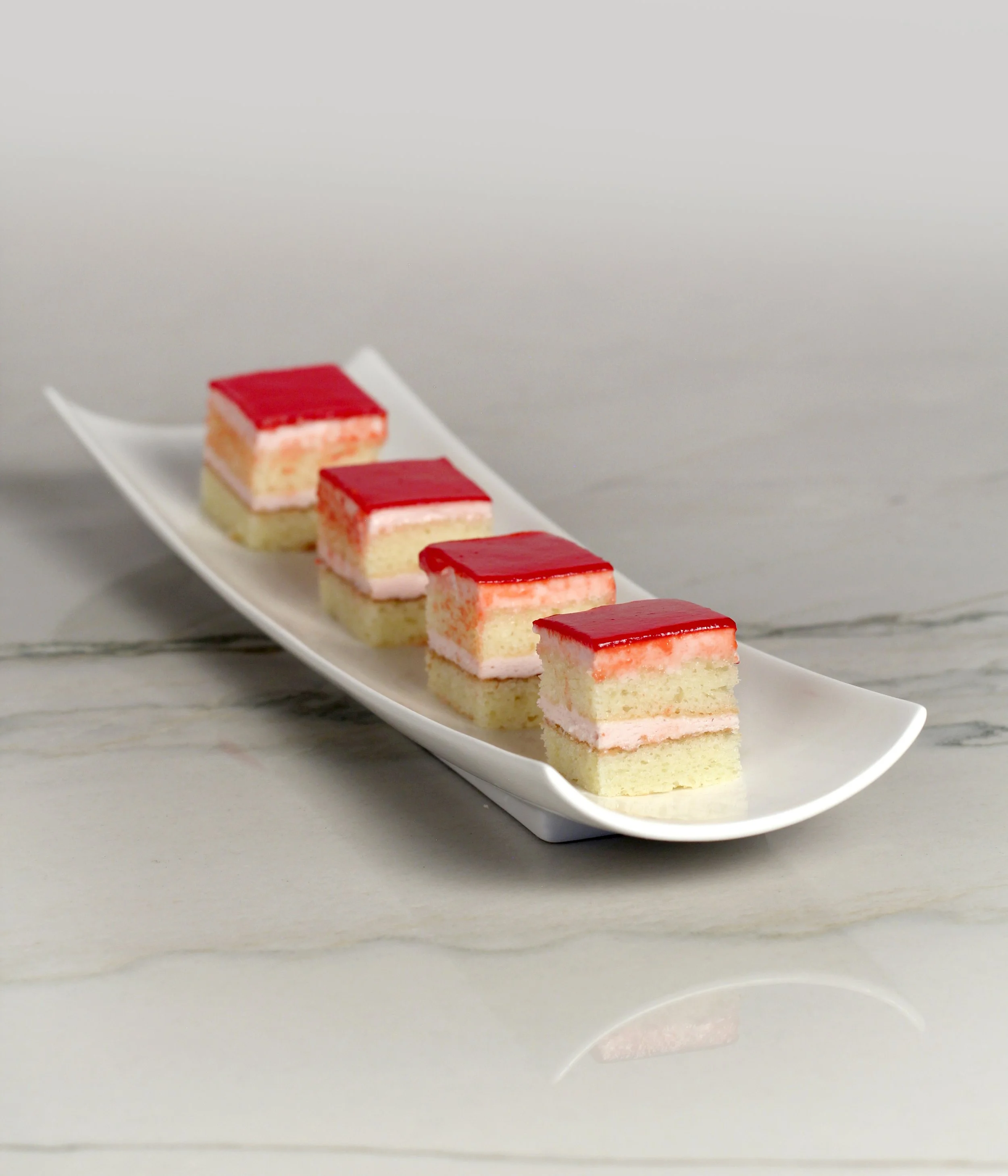 Raspberry Vanilla Cake Bites