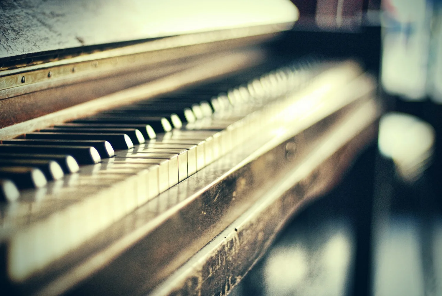 tumblr_static_vintage-piano.jpg