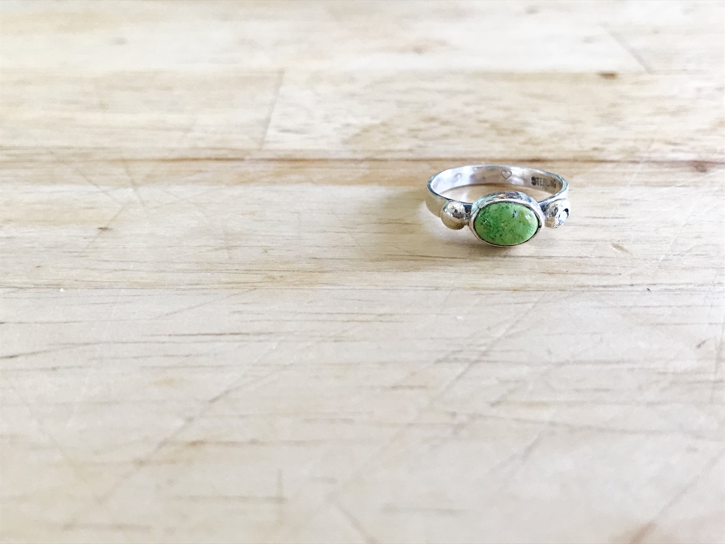 lovinganvil-brujita-de-primavera-green-diamond.jpeg