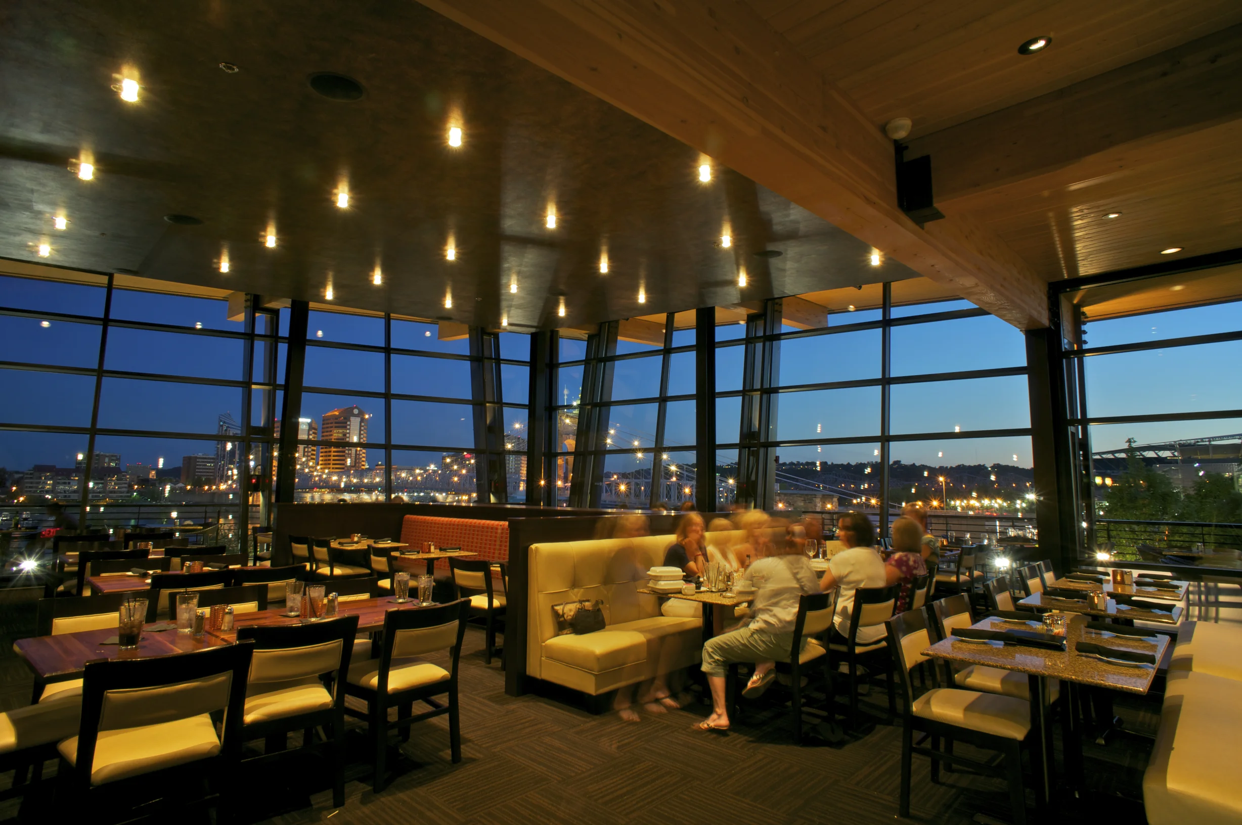 CPuckett Moerlein Lager House Int02.jpg