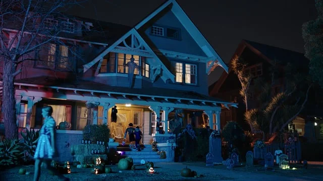 Walmart "Invisible Man" :60