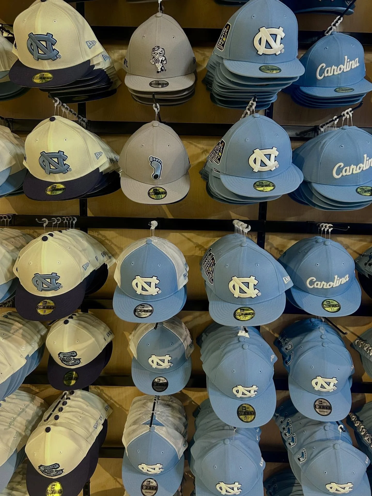 August makes: I gave my sewing machine a break for this month’s creative projects. My makes: copy edits for book two (!!! More on that very soon!!!), elaborate long walks around bakery pop ups, meal prepping, and syllabi making. It’s a li