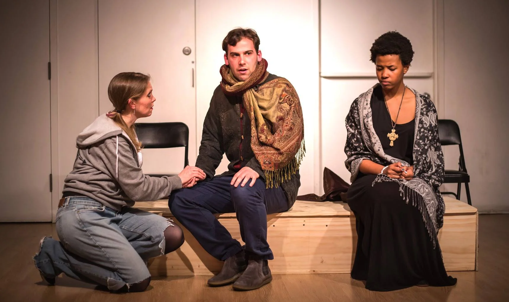 Kitty Mortland as Aumerle, Morgan Hooper as Richard II, Kineta kunutu as bishop Photography by John robert hoffman