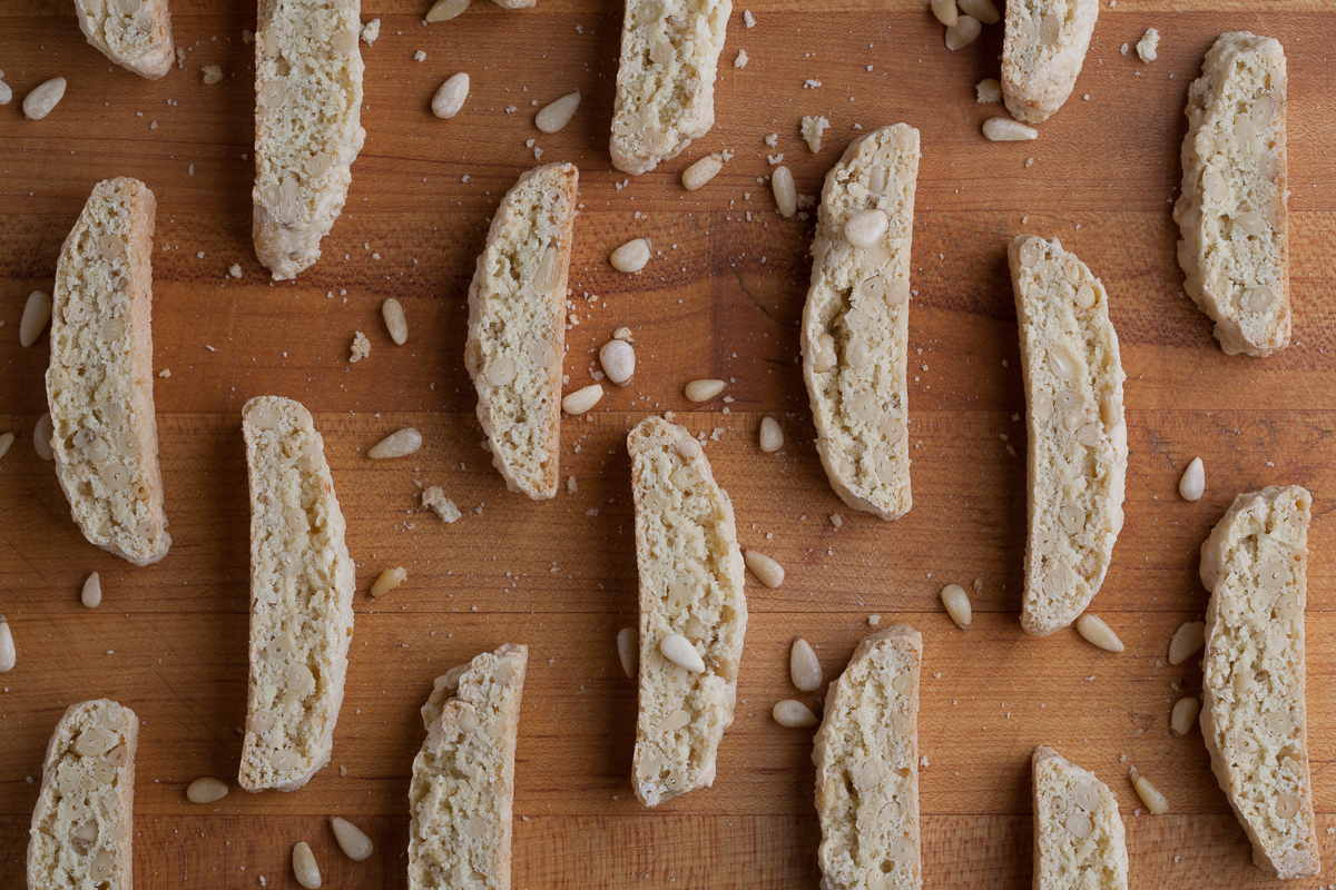 Pignoli Biscotti