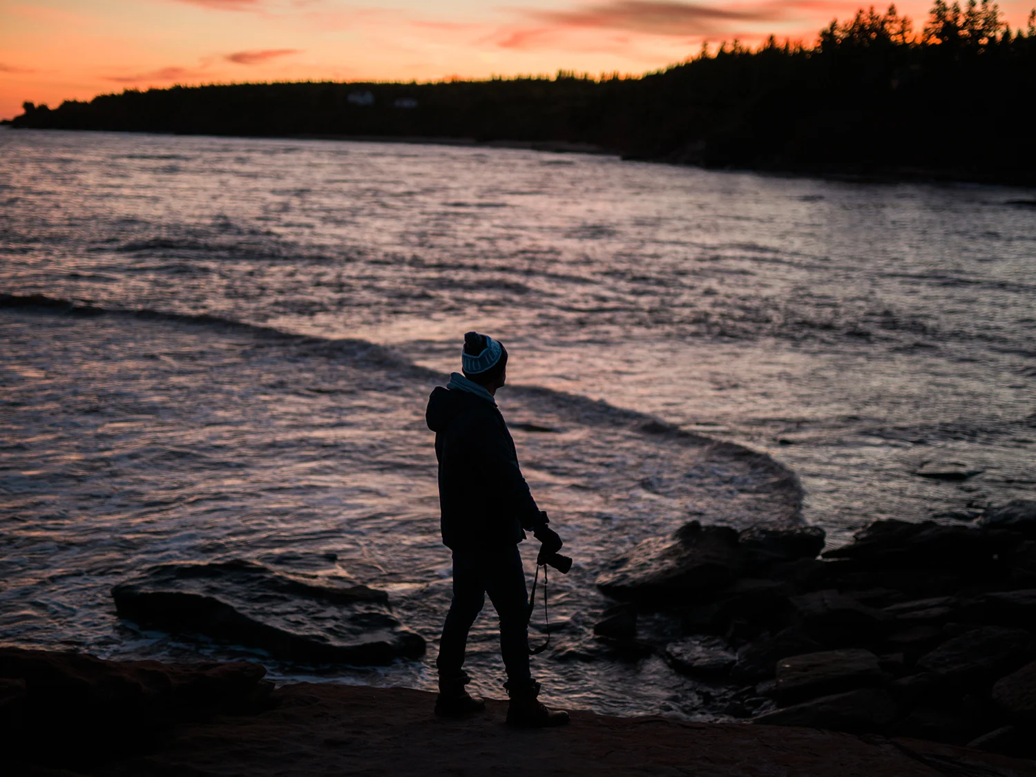 At night we drove to a fantastic look out spot to see the sunset, and it was so picturesque! I've never watched a moon rise over the horizon until this night, it was absolutely breathtaking.