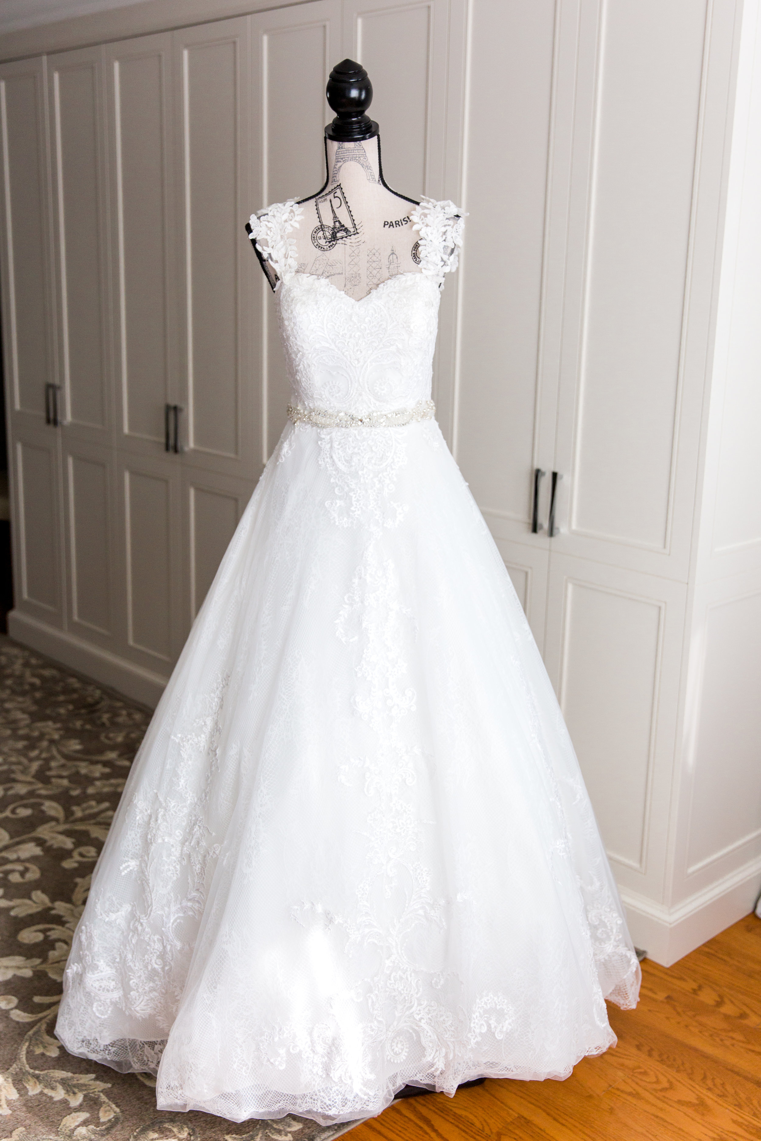 Danielle-Giroux-Amir-Golbazi-Toronto-Wedding-Photographer-Bellvue-Manor_DeLuca_1-055.jpg