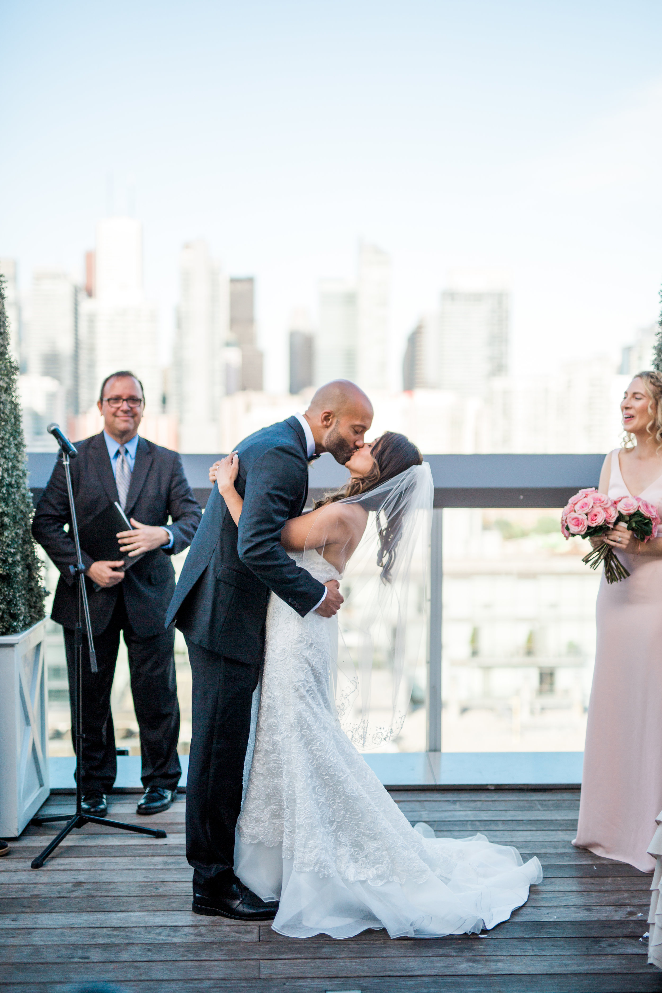 DanielleGiroux_AmirGolbazi_TorontoWeddingPhotographer_ThompsonHotel_SadafWill1640.jpg